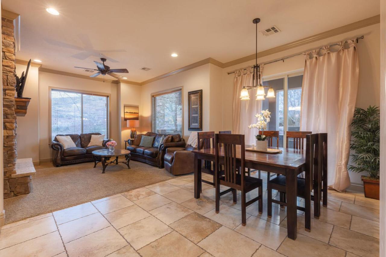 D5-Coral Springs Poolside-Ground Floor 3-Bedroom Hillside View Hurricane Szoba fotó