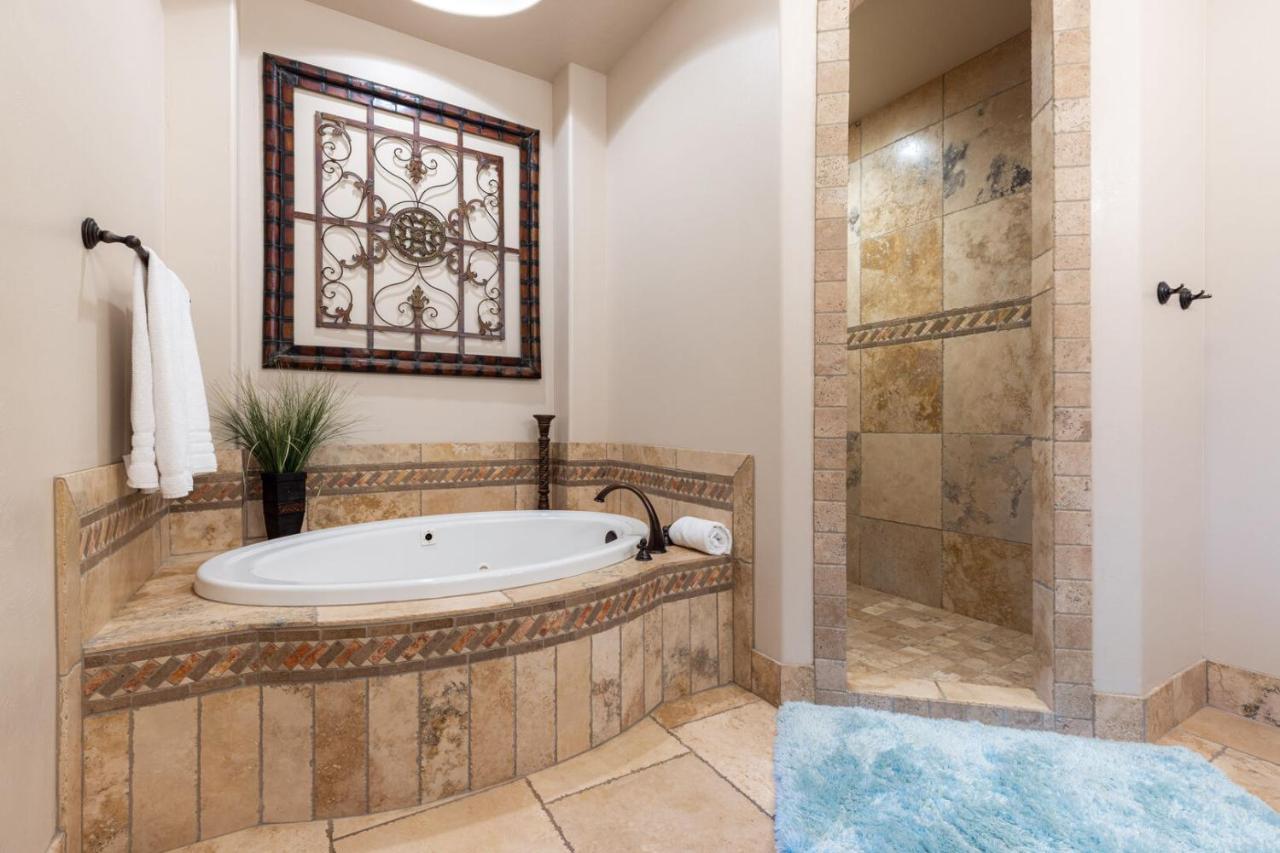 D5-Coral Springs Poolside-Ground Floor 3-Bedroom Hillside View Hurricane Szoba fotó