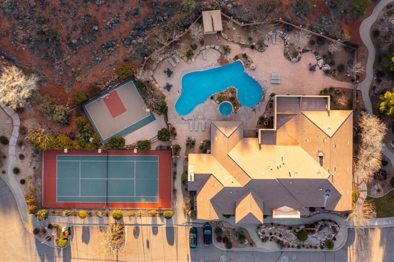 D5-Coral Springs Poolside-Ground Floor 3-Bedroom Hillside View Hurricane Szoba fotó